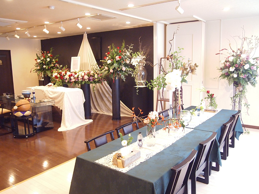 ファミリーホール港南台のご案内