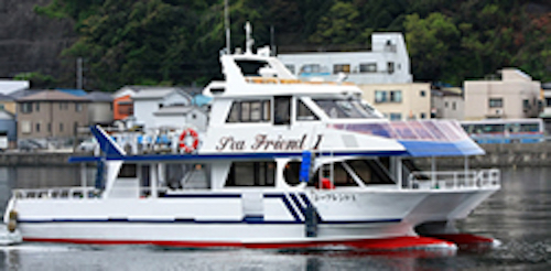 ファミリーホール港南台の海洋散骨、東神奈川桟橋出港80名様プラン327,800円