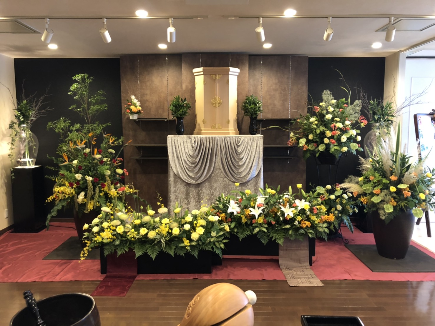 ファミリーホール港南台、オリジナルの花祭壇ご利用例