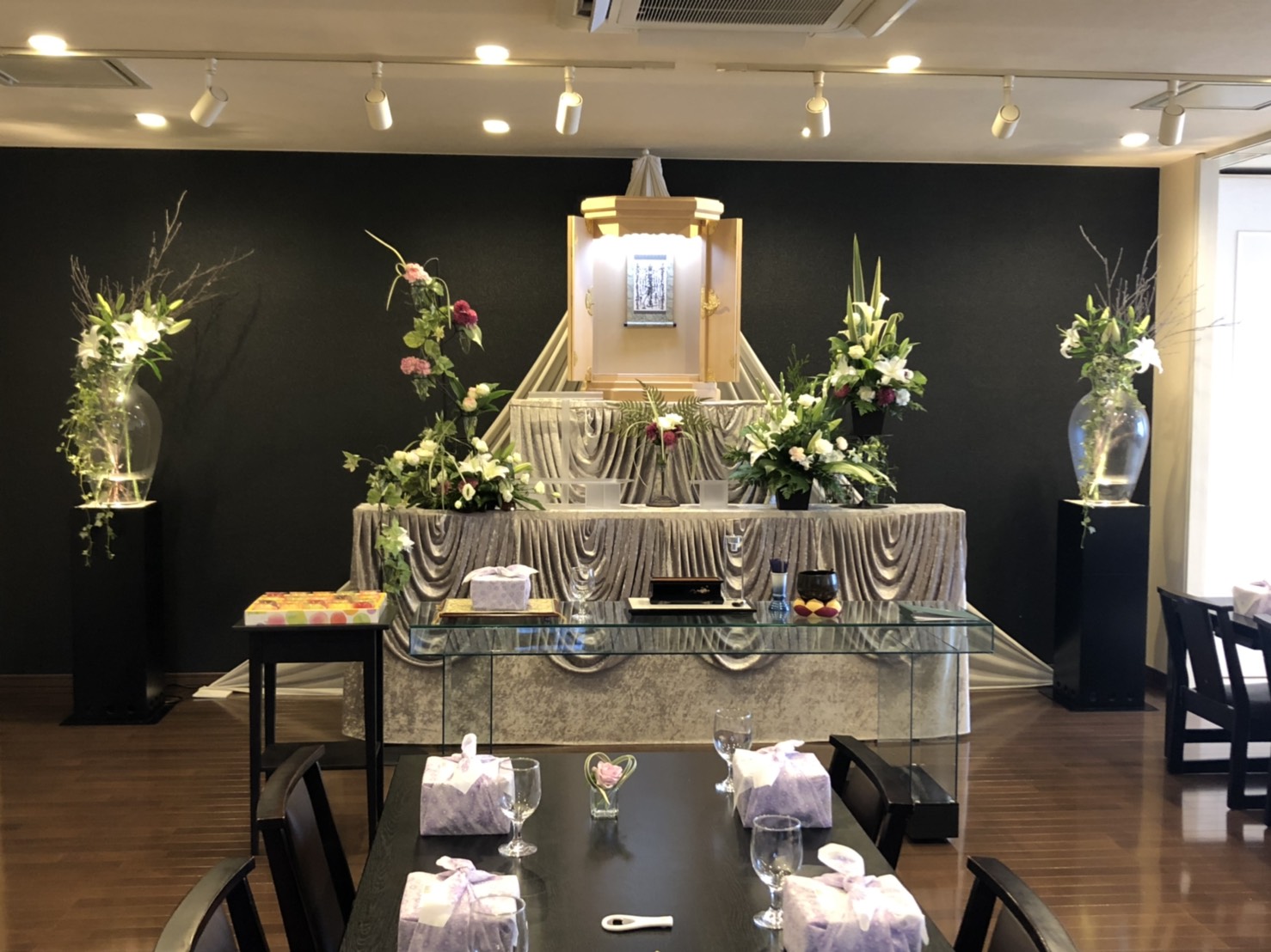 ファミリーホール港南台、オリジナルの花祭壇ご利用例