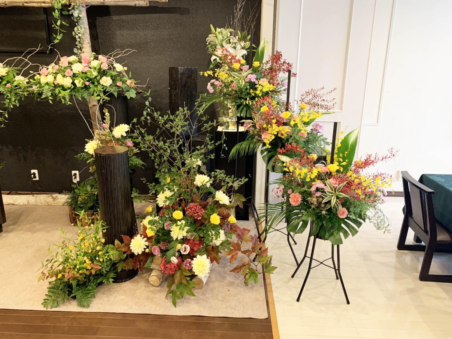 ファミリーホール港南台、オリジナルの花祭壇ご利用例