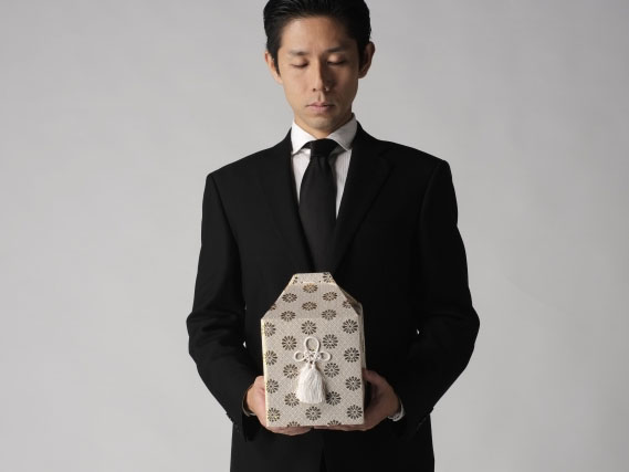 ファミリーホール港南台、改葬までの流れ・遺骨のお預かり