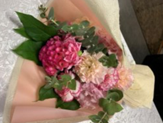 ファミリーホール港南台、追加ブーケ単品5,500円